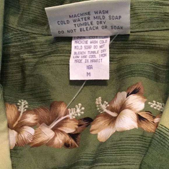 🌴NWOT Mens Fun Unisex Size Med Hawaiian Style Shirt Wardrobe Must Have 🌴 - Picture 9 of 10